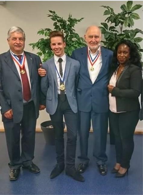Gérard Cordet responsable régional du MAF, Enzo Coniglio, Henri Gaubert MOF et Cécile Atisounoun professeur
