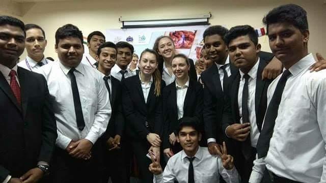Voyage en Inde du 12 étudiants du lycée Jacques Coeur, de Bourges.