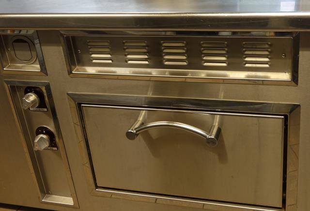 Four statique Athanor.
