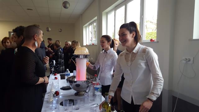 Arthur Merlot, Océane Dupont et Monica De Abreu ont également assuré le service