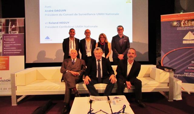 André Daguin, Laurent Héguy et le président de l'UMIH 66 Hervé Montoyo, avec (au fond) les présidents régionaux de branches (de gauche à droite) : Aziz Sebhaoui (cafés & discothèques), Alain Delprat (Trésorier adjoint), Florence Bellais (hôtellerie) et Br