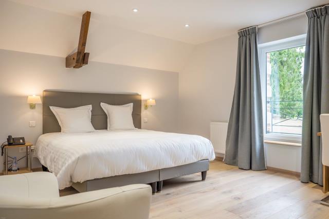 7 chambres de 12 à 25 m2 (5 chambres deux personnes et 2 familiales de quatre personnes) : ce sont les nouveautés de l'automne au Château de La Marlière***.