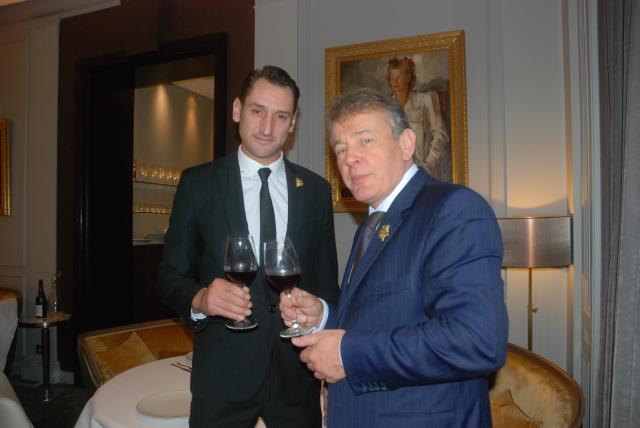 Le sommelier Benoît Bouquin (à gauche) et son Chef Jean-Luc Jamrozik, également président de l'Association des sommeliers de Paris