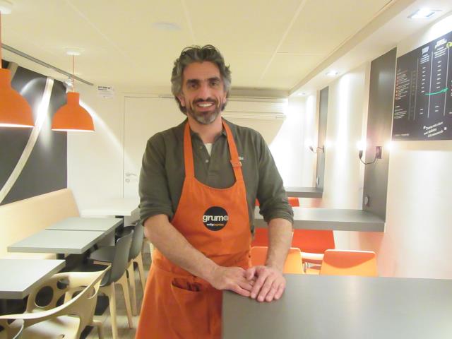 Christian Bacque a repris tous les codes de la restauration rapide pour son restaurant pilote de 70 couverts.
