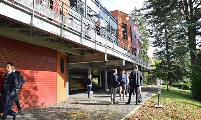 Le Bachelor international de l'Ecole de Savignac évolue