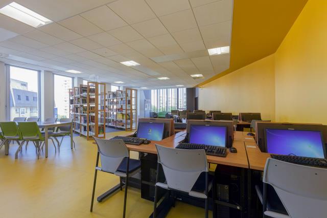 Ultra-moderne dans sa conception, l'Inhac a été créée en 2014 et fait désormais partie du groupe Ferrandi.