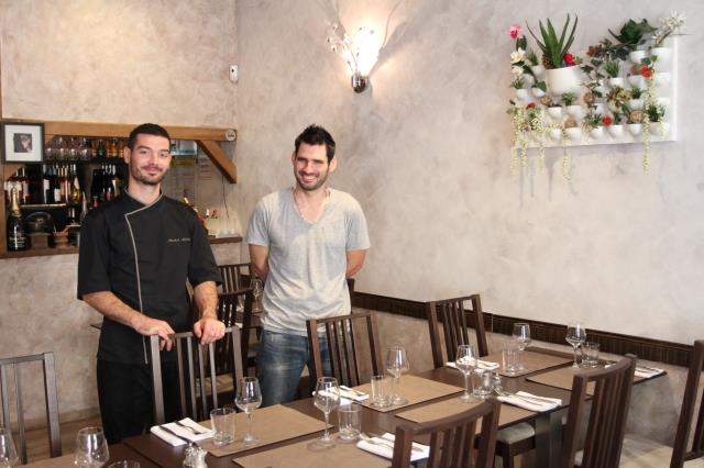 Martial Merlino et Pierre Andreini ont récemment ouvert L'Aromate Provençal qui fonctionne au déjeuner et au dîner.