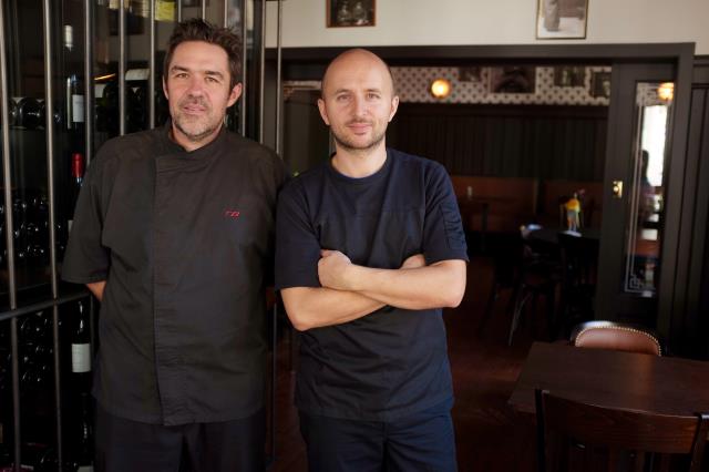 Les chefs Thierry Bendler et Sébastien Helterlé, anciens de Côté Lac, ont ouvert Les Innocents à Strasbourg.
