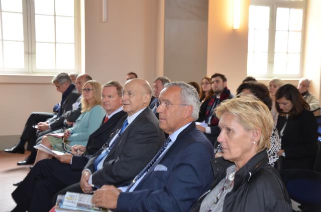 Aux côtés des institutionnels notamment, Georges Terzikhan, vice président des hôteliers du syndicat ou encore Dominique Fava, secrétaire générale adjointe.