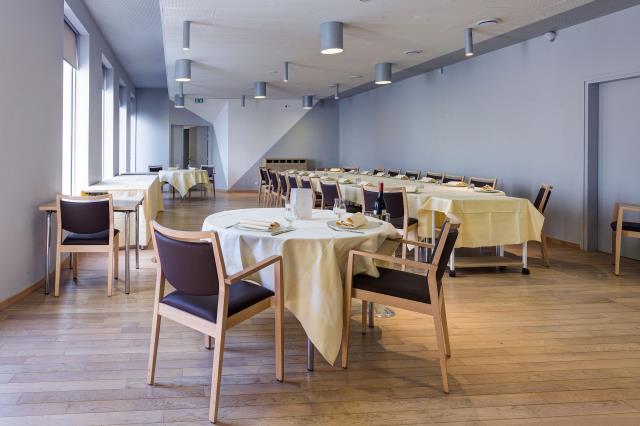 Le restaurant pédagogique dispose de 85 places assises.