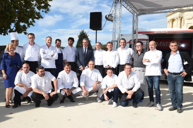 Chefs du Cl'Hub Chefs d'Oc, des Toques Blanches du Roussillon, (voir encadré) Philippe Saurel, maire de Montpellier, président de Montpellier Méditerranée Métropole, Didier Thomas Radux, rédacteur en chef de Midi Gourmand