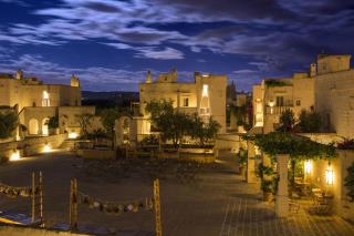 Place du village  Borgo la nuit