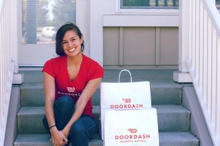 La start up DoorDash emploie des milliers de 'Dashers' pour effectuer les livraisons