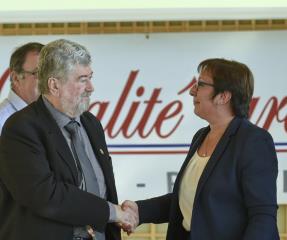 Claude Izard et Martine Pinville le 29 juin à Bercy.