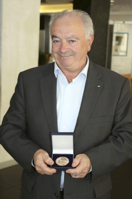 Dominique Pradeau, chef du Relais à Mortemart récompensé pour son engagement dans la formation des jeunes.