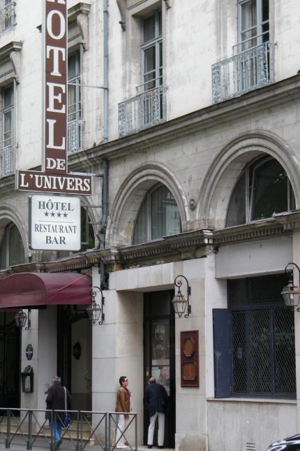 Hôtel L'Univers à Tours