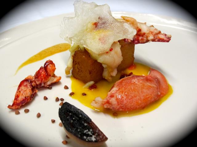 Homard-Frite, condiment tomate et chorizo