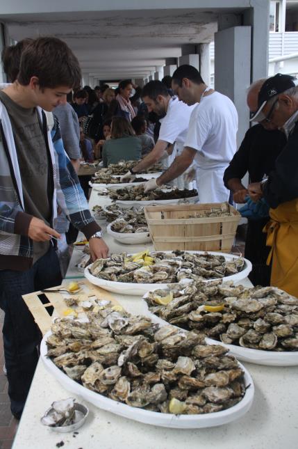 Trois établissements de Gironde ont servi un repas en plein air : 160 douzaines d'huîtres ont été servies.