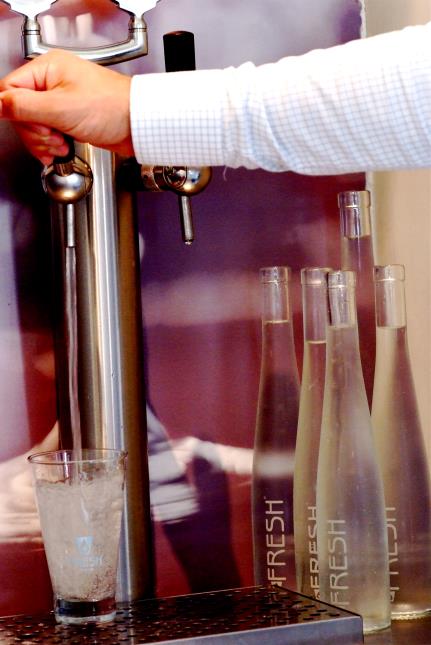 La fameuse carafe d'eau au restaurant peut-elle vous être facturée?