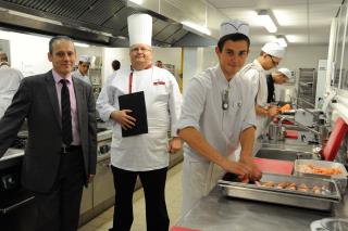 Cyrille Fradin et compagnie du chef Fréderic Ferellec du lycée Fénelon de Brest (29), lors de...