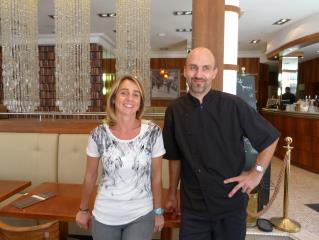 Le Café Parisien, le bistrot d'antan, au coeur de Toulouse. Marie Fel et Michel Laffitte