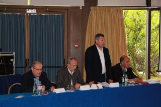 Le bureau national réuni à La Rochelle le 2 juillet, lors de son intervention le président Héguy...