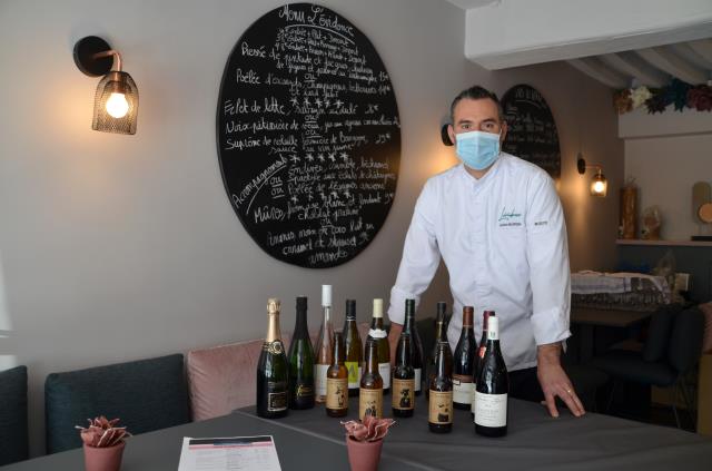 Ouvert en août 2020, L'Evidence, le restaurant de Jérôme Burdin a décroché un Bb Gourmand et cartonne avec son offre à emporter.