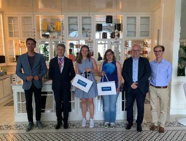Fernando Kirigin maire d'Opatija , Denis Férault Président du Campus TIH, Jean Marc Delacourt Chef MOF, les gagantes du jeu concourts , Vedran Kruzic, agence de développement économique régional, Guillaume Colin, Directeur de l'Institut Français de Croati