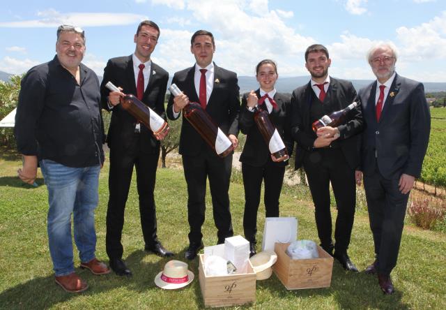 De gauche à droite : Mathias Dandine, Lucien Le Guen, Andrea Chassaing, Lou Vection, Simon Le Roche et Philippe Faure-Brac.