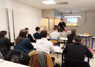 Mathieu Kergourlay est venu débattre avec les étudiants en BTS MHR.