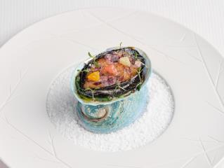 Ormeaux en coquille, beurre d'algue et agrumes, une recette d'Alain Montigny