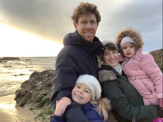 Arnaud et Olga Kob et leurs enfants.