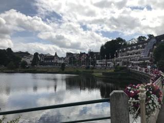 La saison à Bagnoles-de-l'Orne reprenait en mars.