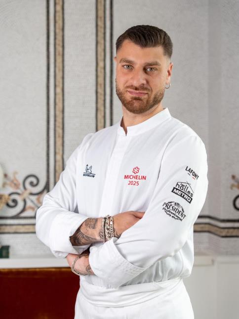 Le Chef de Mareluna, Francesco Fezza