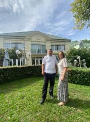 Jérôme et Anne-Claire Joubert, propriétaires depuis le 6 août du Rive gauche, à Joigny.