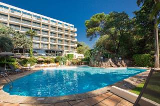 Le Luxotel Cannes, futur Radisson. 