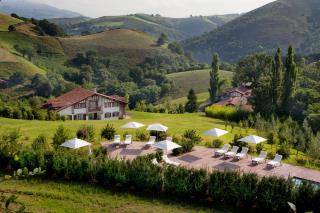 L'Auberge Ostapé à Bidarray, un domaine de 45 hectares racheté par Matthieu Gufflet.