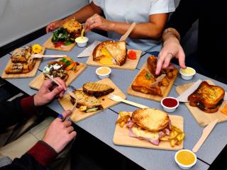 Quand le croque-monsieur se décline en recettes inspirées par les cuisines du monde.