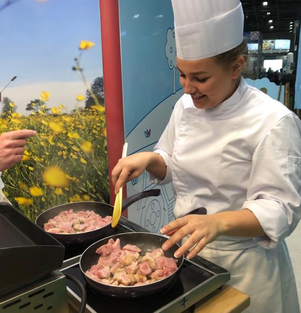 Eléonord prépare du Sauté de veau au poiré – pommes et poires rôties