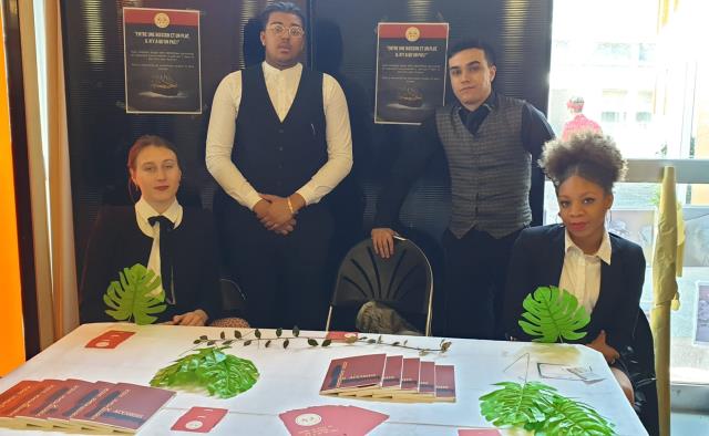 forum du Salon des mini entreprises au CEFAA