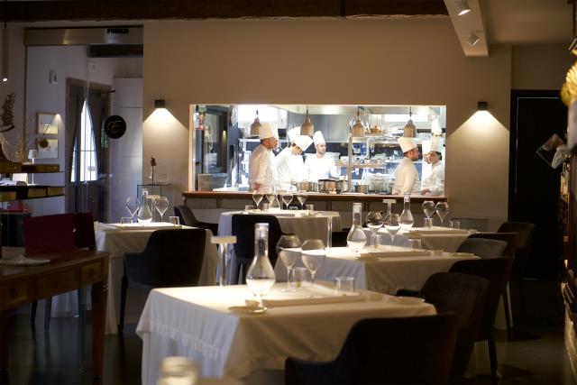 Taverna Estia, Naples, Italie – 2 étoiles Michelin