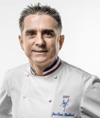 Jean-Denis Rieubland a un objectif : 'Amener le plus haut niveau gastronomique au Royal Champagne'.