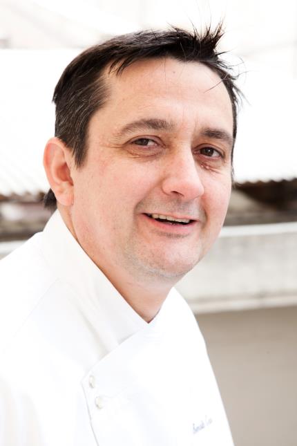 Benoît Castel, le chef pâtissier de la boutique Joséphine Bakery à Paris