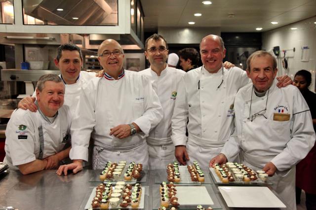 Des chefs mobilisés pour une noble cause.