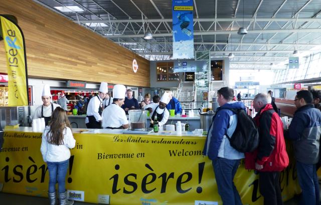 Un stand de Chef au coeur de l'aéroport de Grenoble