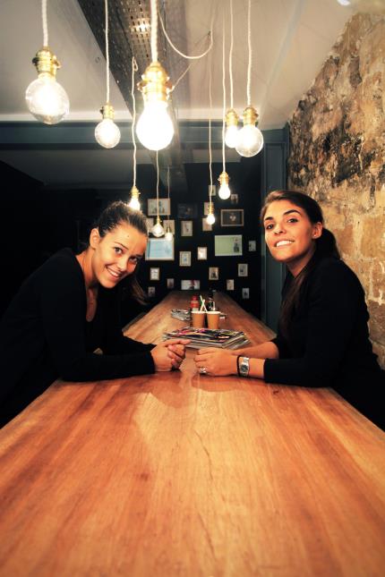 Delphine Farcy (à gauche) et Paula Visciano (à droite) : les deux premières franchisées parisiennes