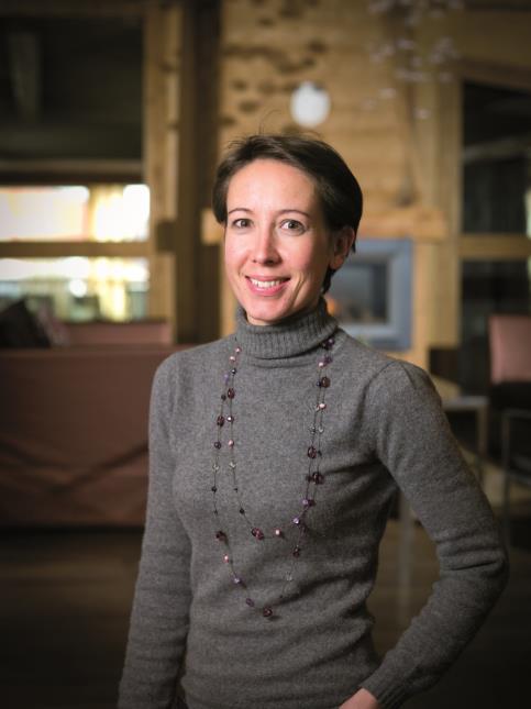 'J'aime faire partager mes découvertes à mes clients et les surprendre, en particulier avec des vins de Savoie', dit Magali Sulpice.
