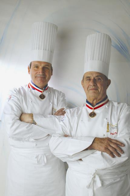 Jean Fleury et Paul Bocuse, fondateurs en 1994 de NordSud Les Brasseries de Lyon Paul Bocuse.