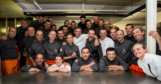 Les membres de l'APRECA réunis autour de Christophe Adam.