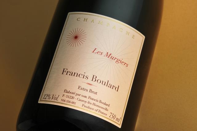 La cuvée Les Murgiers de Francis Boulard se sert aussi bien en apéritif qu'au repas.